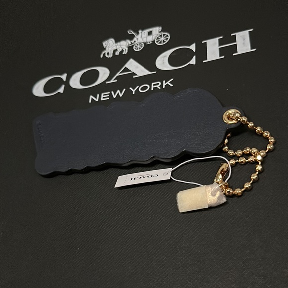 Coach Comic Coach Script Hangtag Marvel Signature Logo Bag Charm Keychain 2051 - Picture 6 of 7